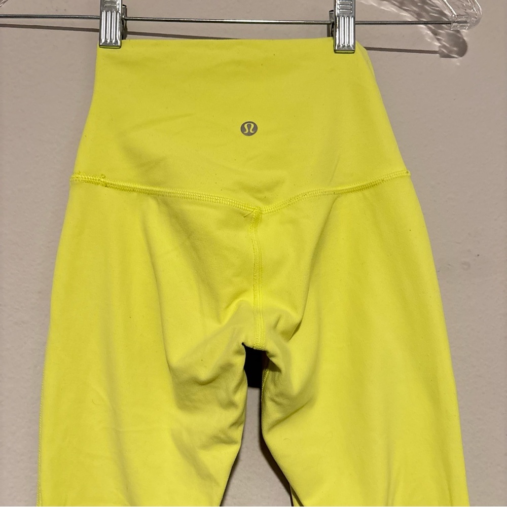 Lululemon Align High-Waisted Trousers, 71 cm
Yellow Streamer - Picture 8 of 15